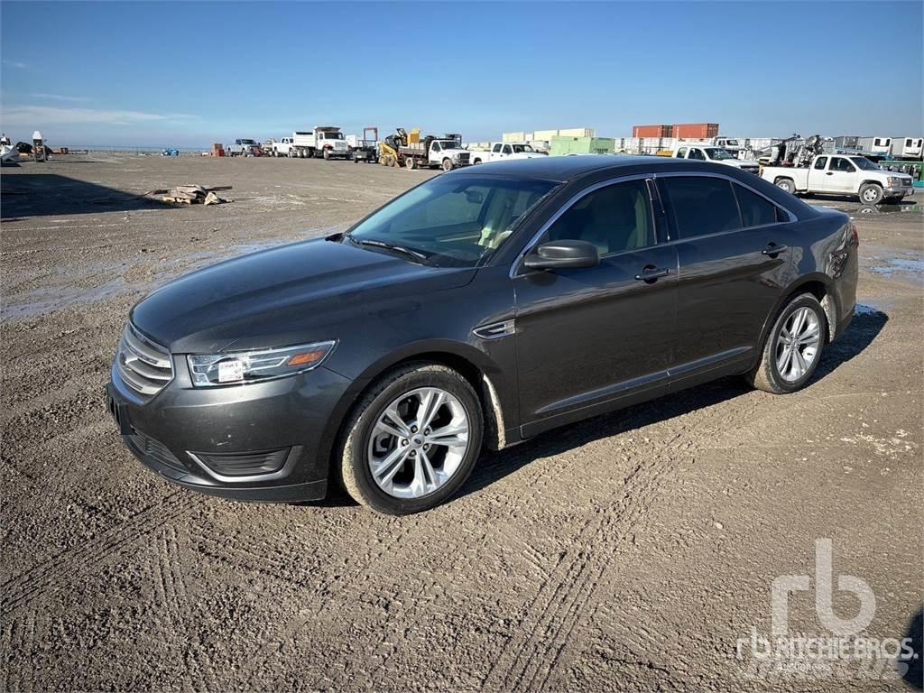 Ford TAURUS Automobiles / SUVS