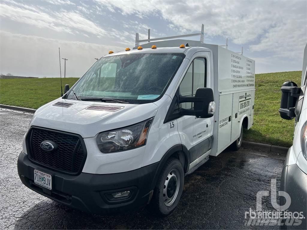 Ford TRANSIT Reefer Trucks