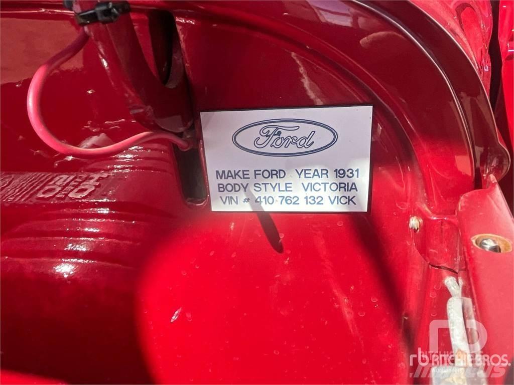 Ford VICTORIA Automobiles / SUVS