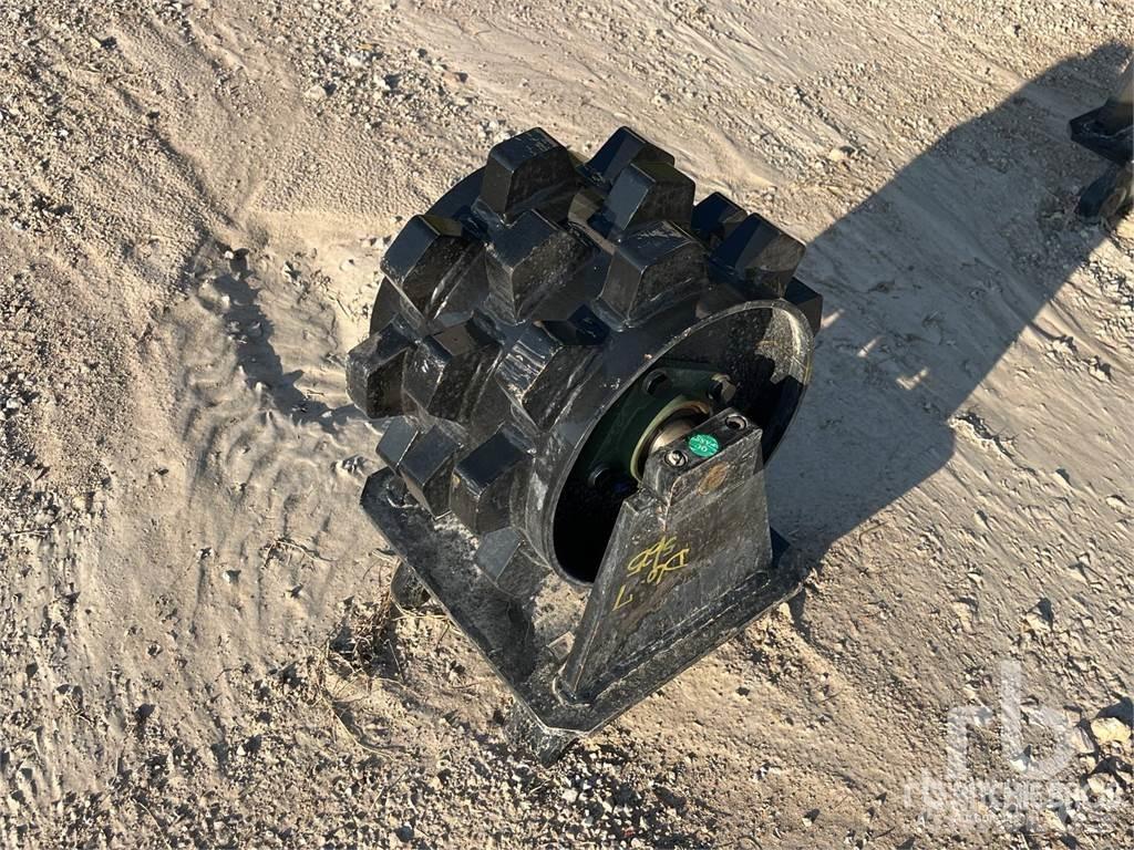  FT-W307 Waste / Recycling & Quarry Attachments