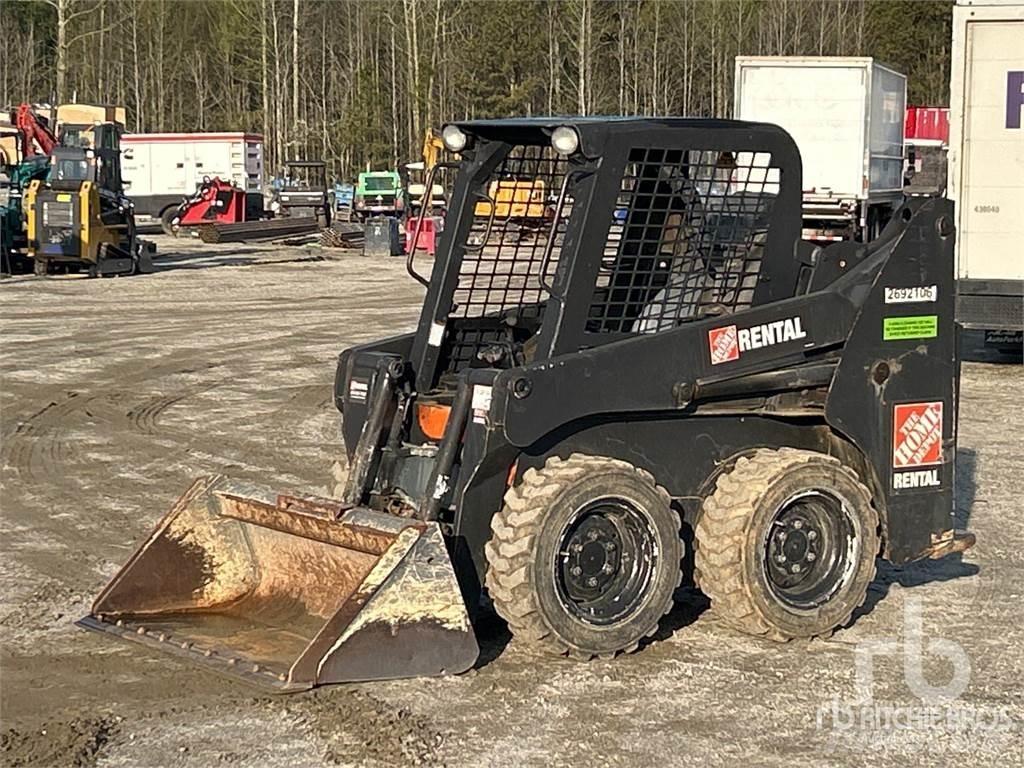 Gehl R105 Skid Steer Loaders