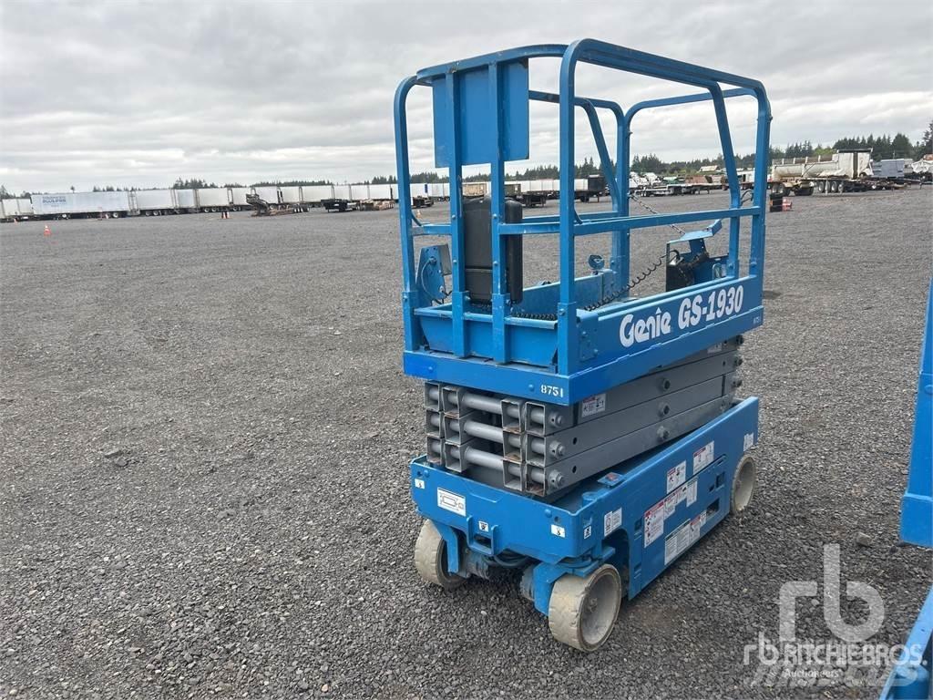 Genie GS-1930 Scissor Lifts