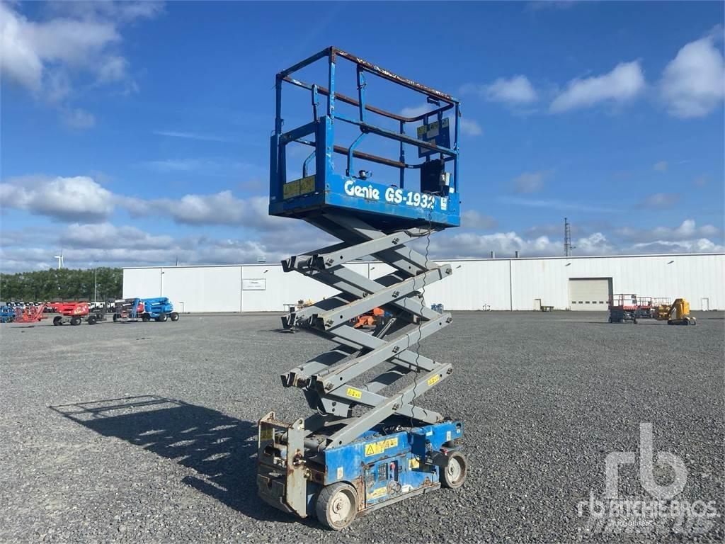 Genie GS-1932 Scissor Lifts