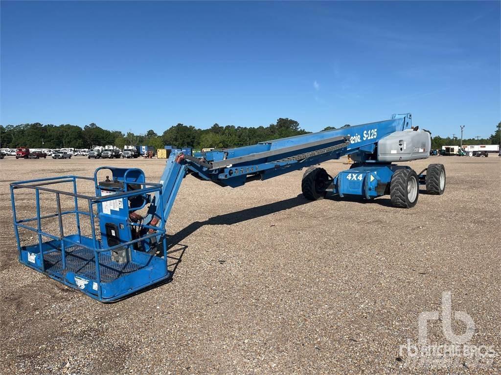 Genie S-125 Articulated boom lifts