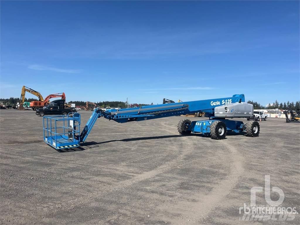 Genie S-125 Articulated boom lifts