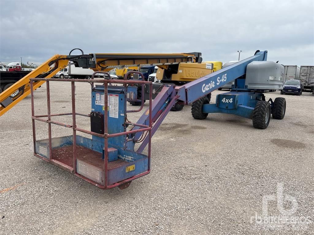 Genie S-45 Articulated boom lifts