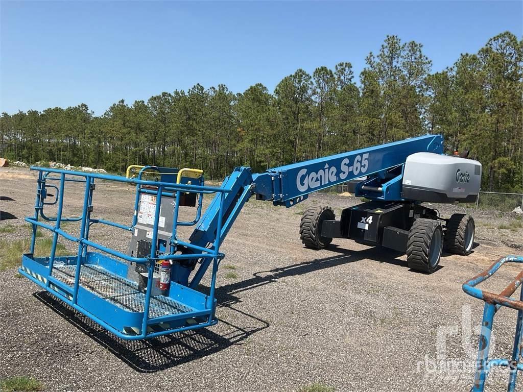 Genie S-65 Articulated boom lifts