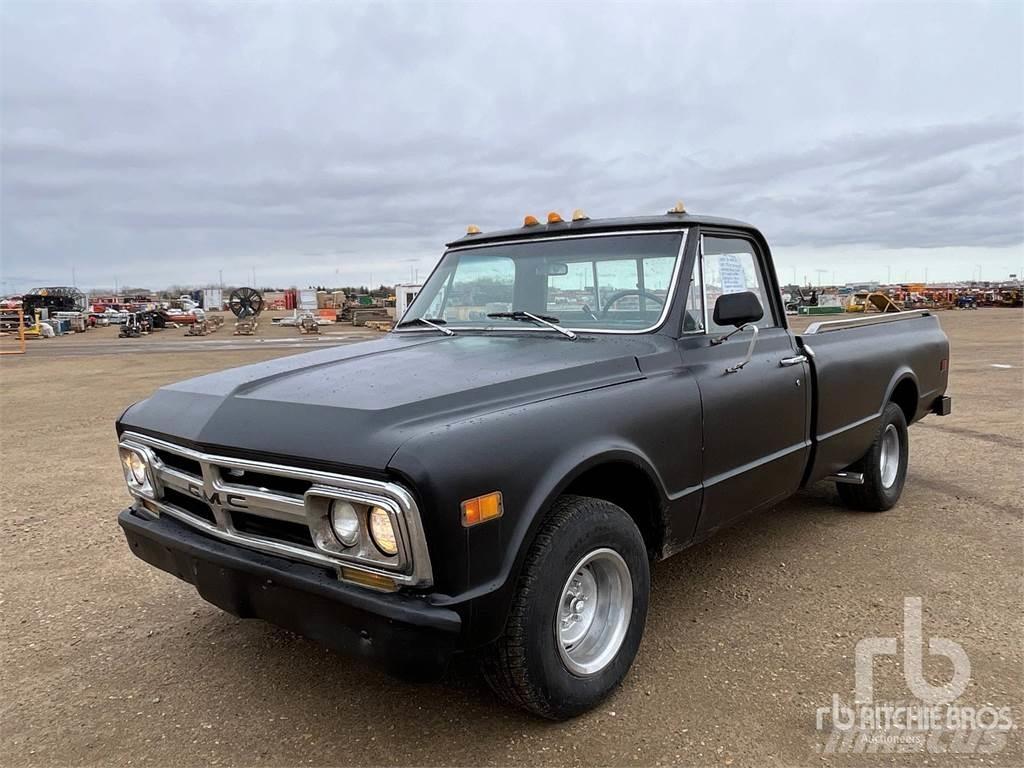 GMC 1500 Pickup Trucks