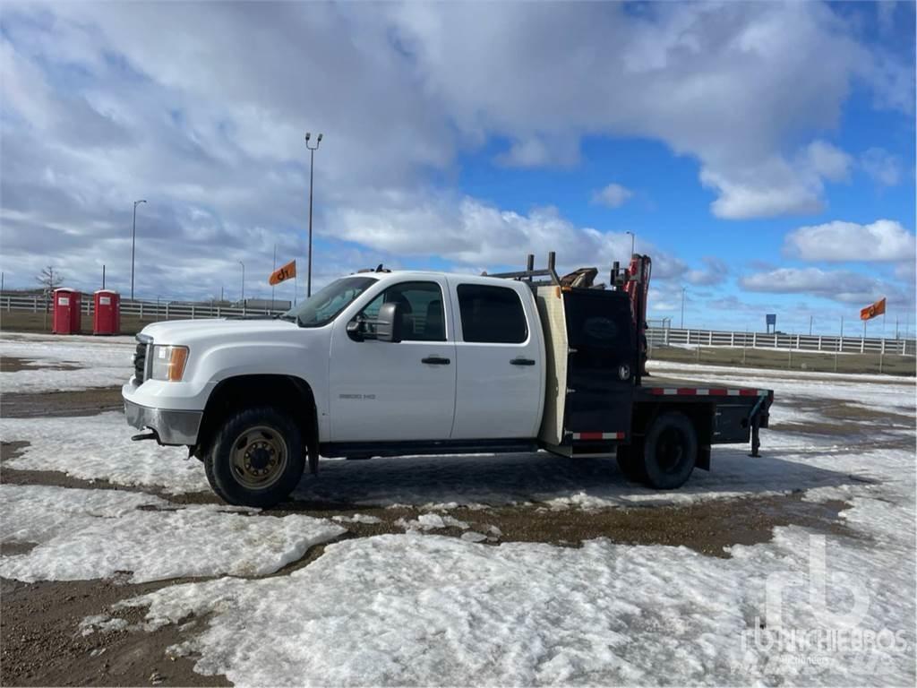 GMC 3500HD Boom / Crane / Bucket Trucks
