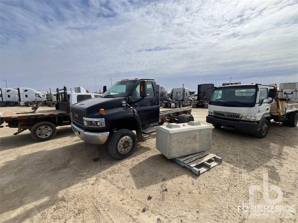 GMC C5500 Cab & Chassis Trucks