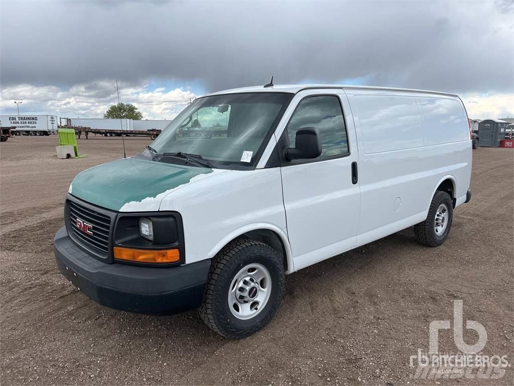 GMC SAVANA 2500 Reefer Trucks