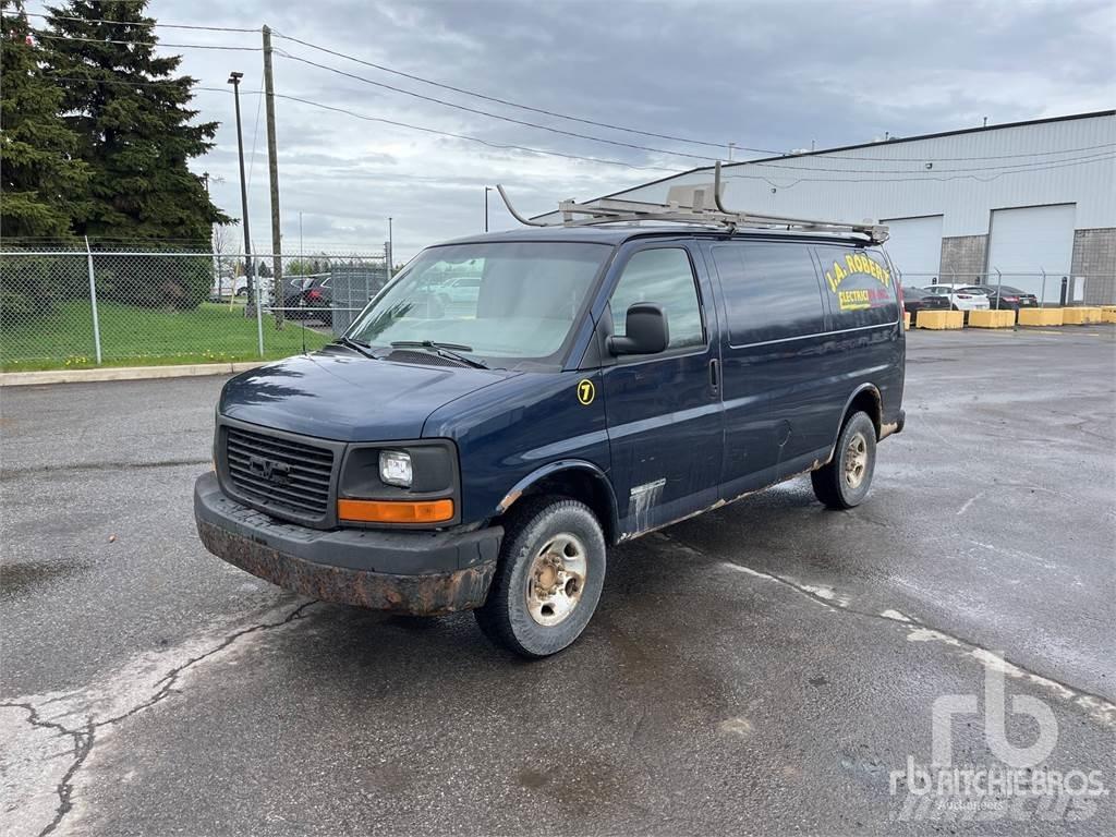 GMC SAVANA 2500 Reefer Trucks