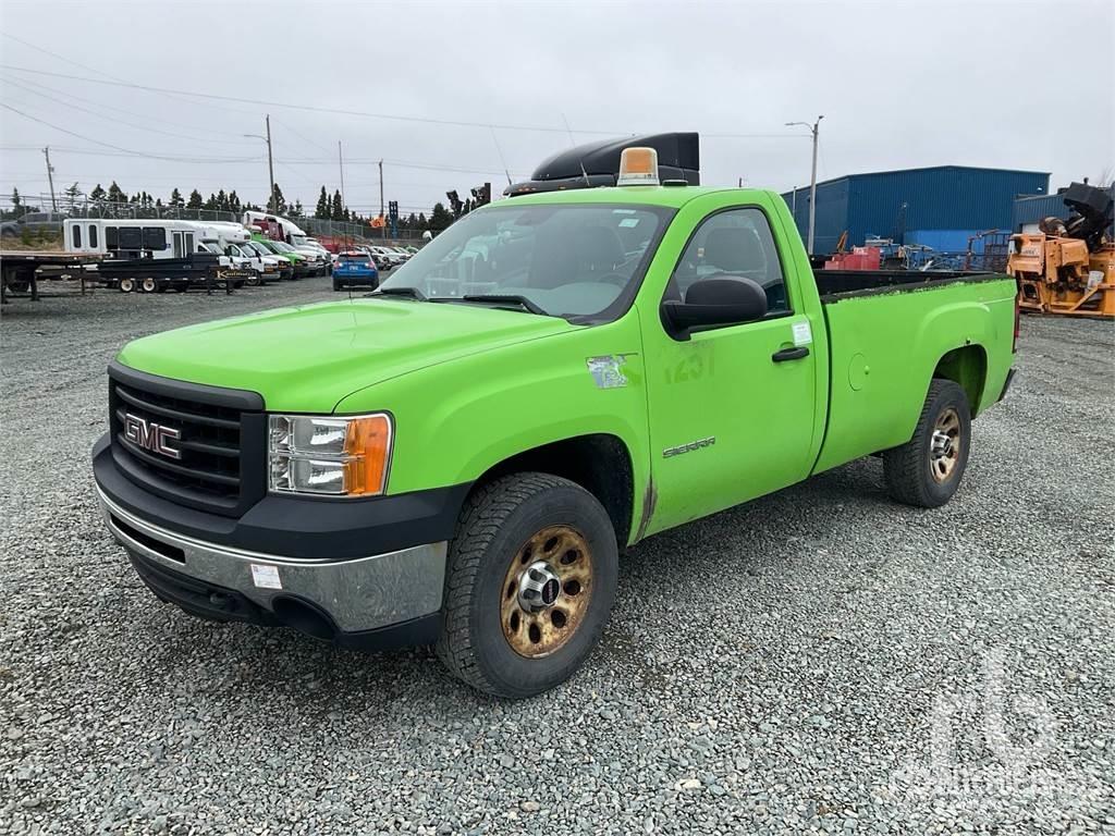 GMC SIERRA 1500 Pickup Trucks