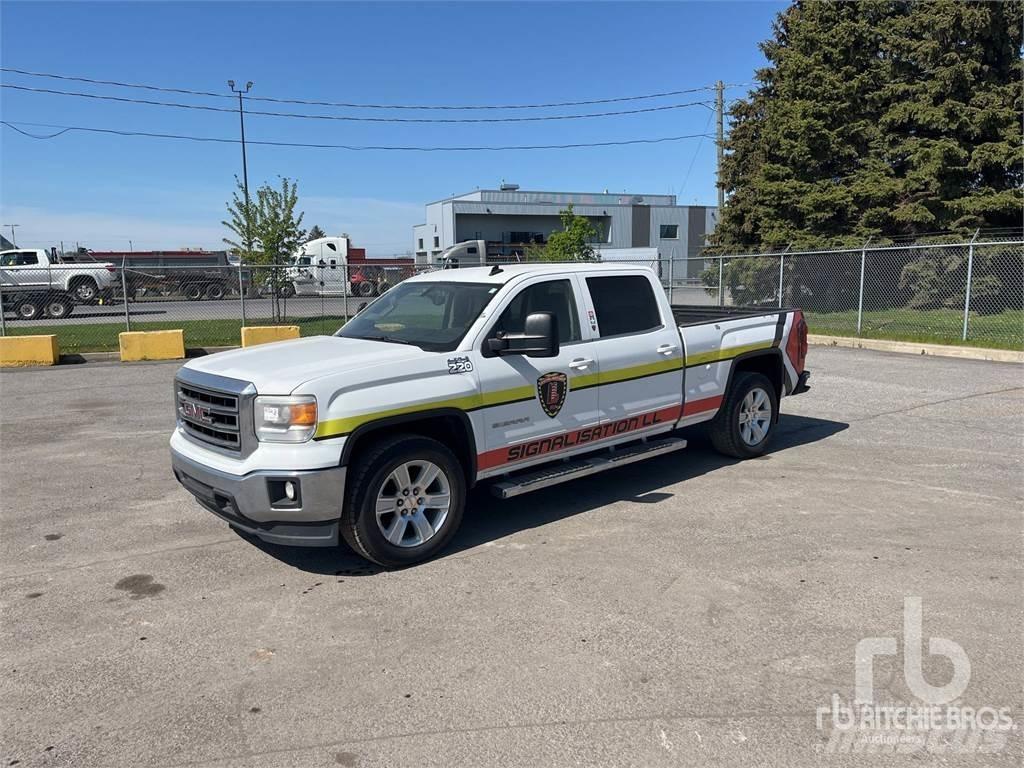 GMC SIERRA 1500 Pickup Trucks