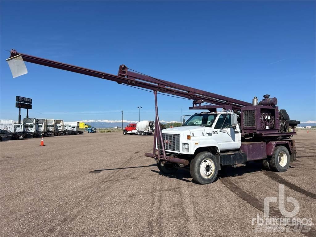 GMC TOPKICK Digger Derricks trucks