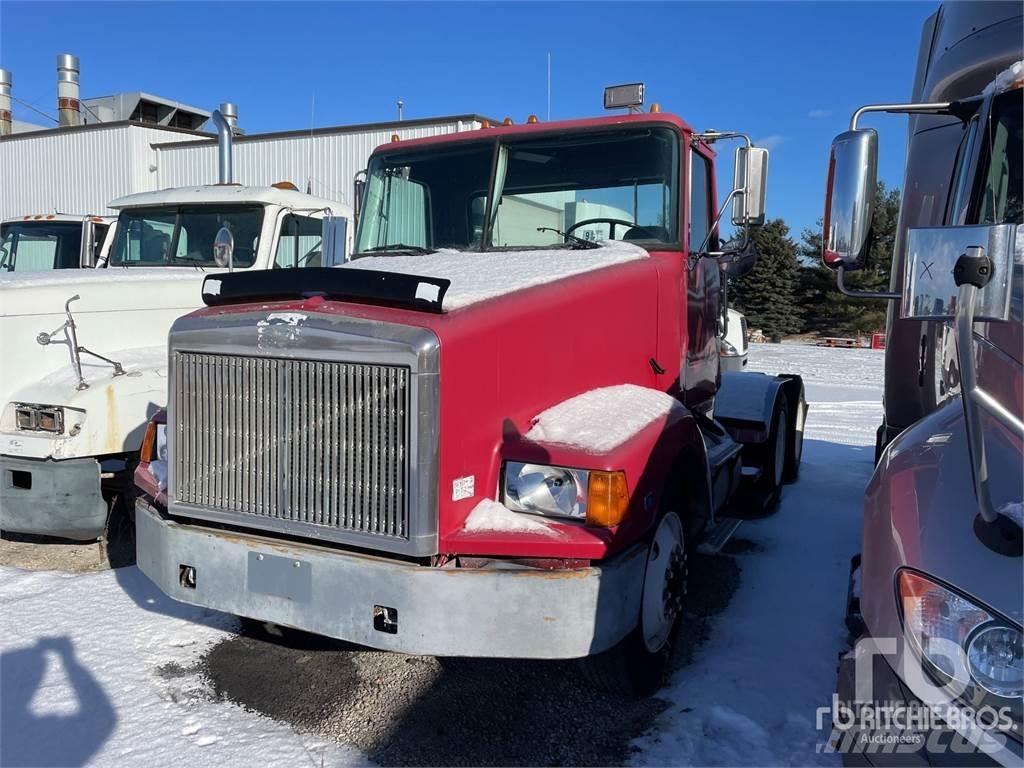 GMC WCA Conventional Trucks / Tractor Trucks