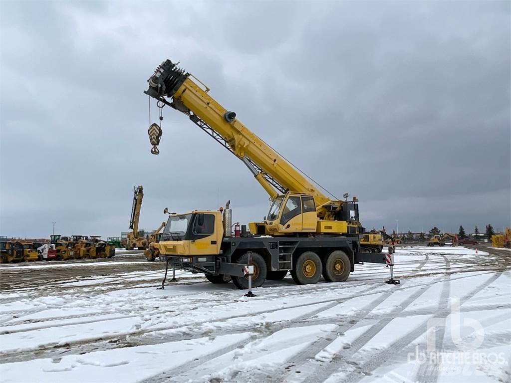 Grove GMK3055 Mobile and all terrain cranes