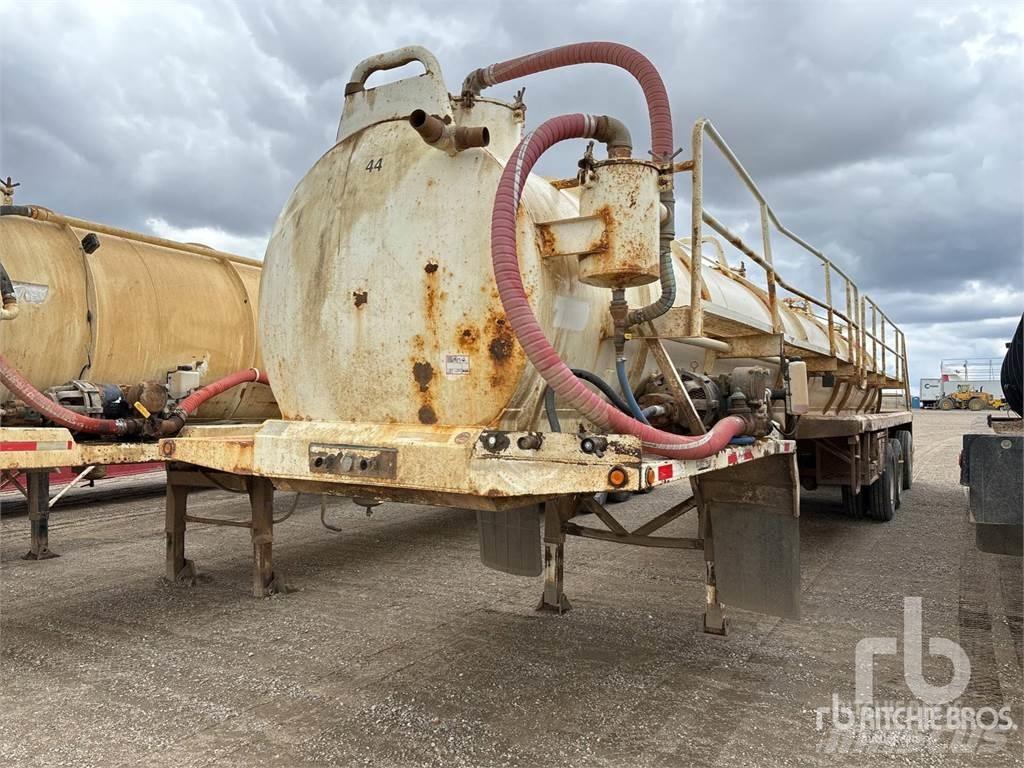  GRUPO Tri/A Tank Trailers