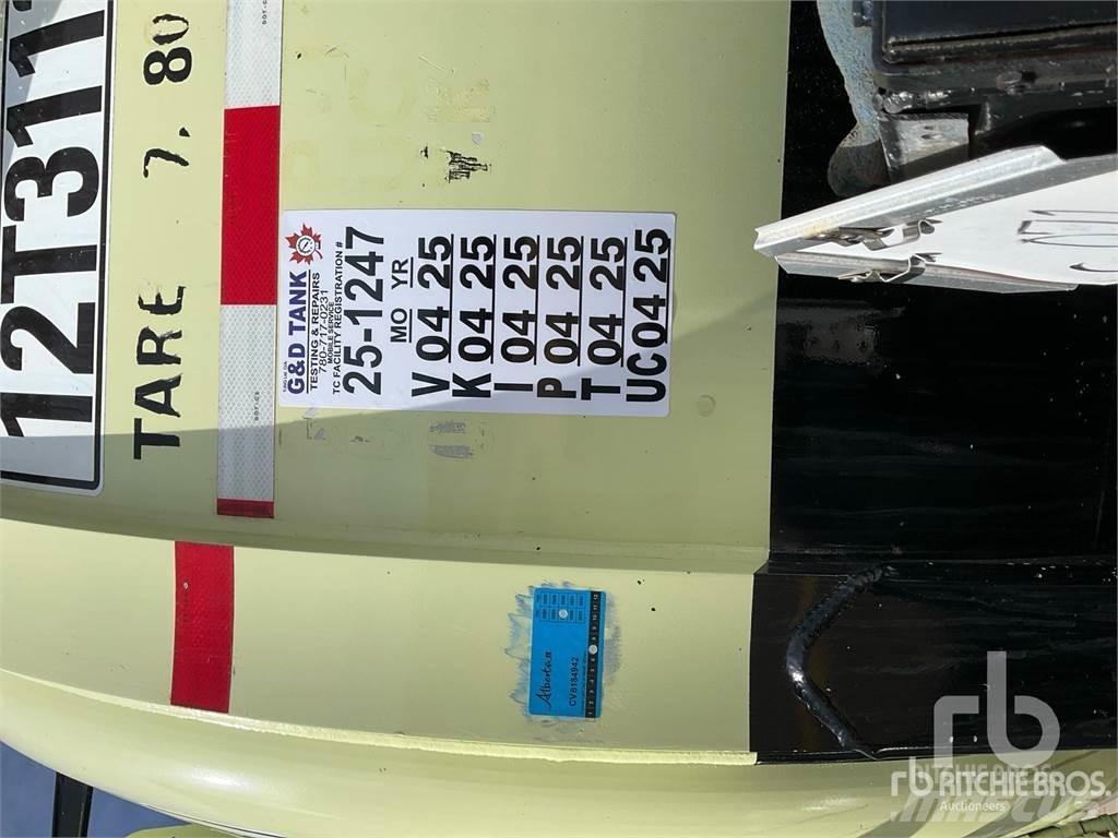 Heil TC407 Tank Trailers