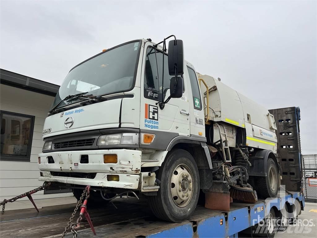 Hino FF1J Sweeper trucks