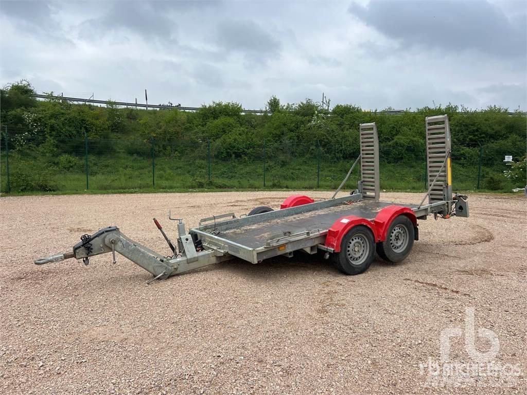 Hubiere H212L Lowboy trailer