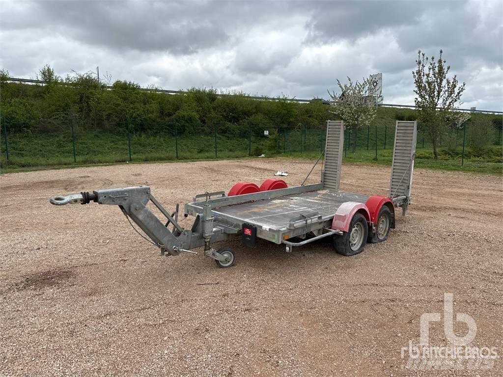 Hubiere TPG352R Lowboy trailer