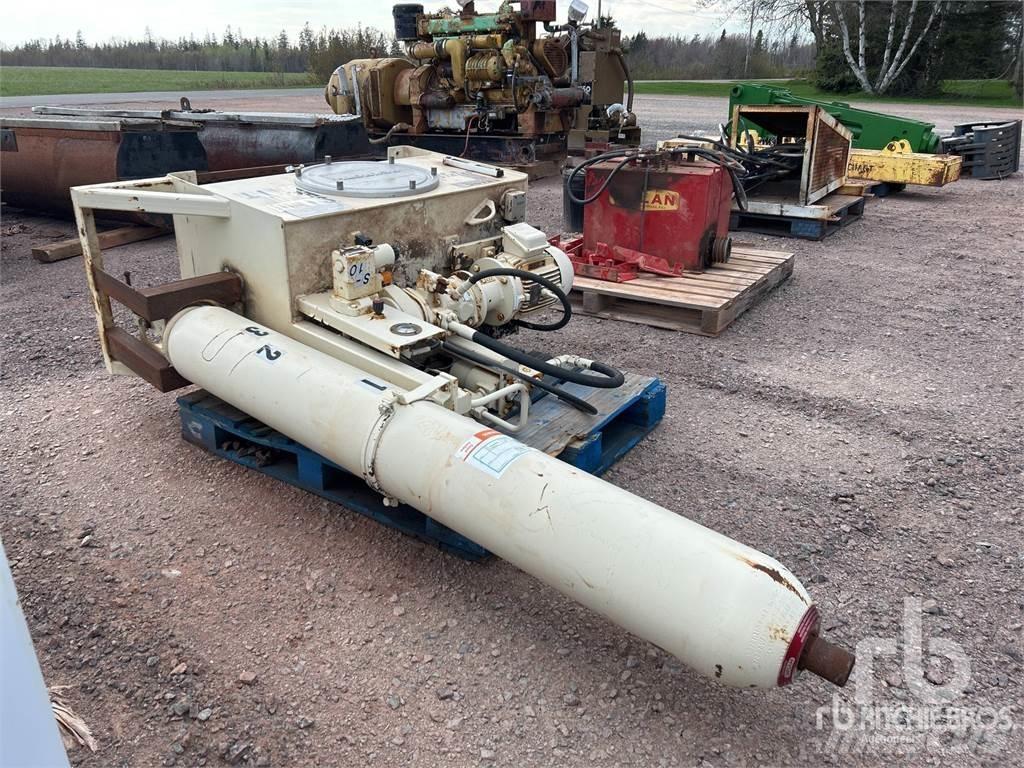  Hyd Lowboy Trailers