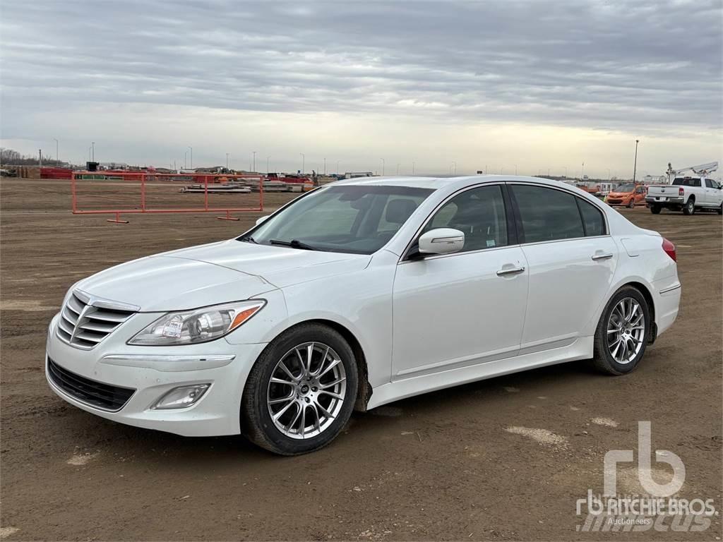 Hyundai GENESIS Automobiles / SUVS