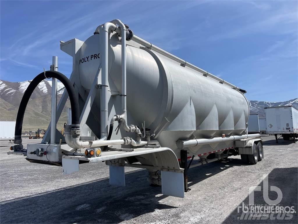  J & L 3466 Tank Trailers