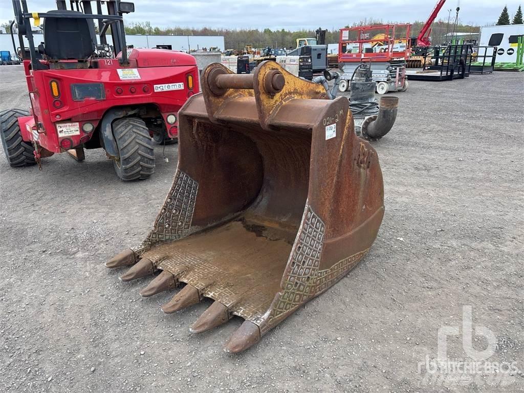  JD240-HD Buckets