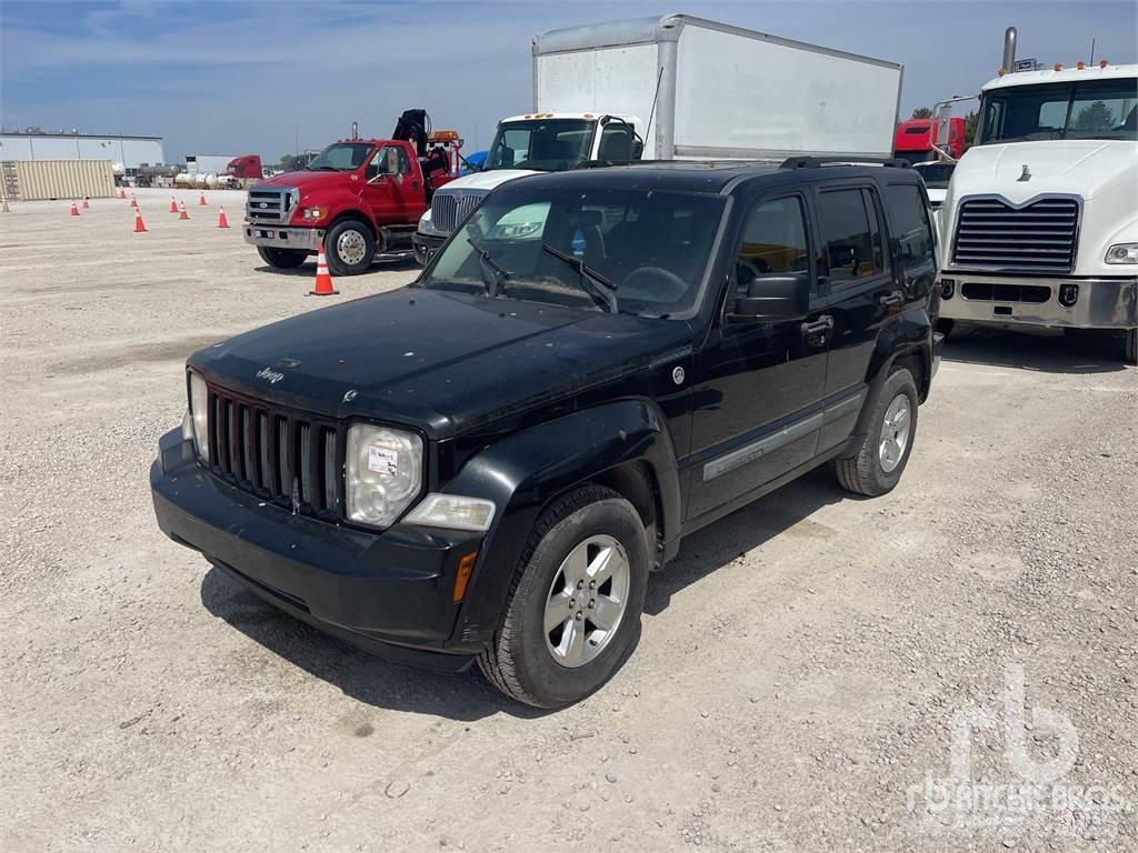 Jeep LIBERTY Pickup Trucks
