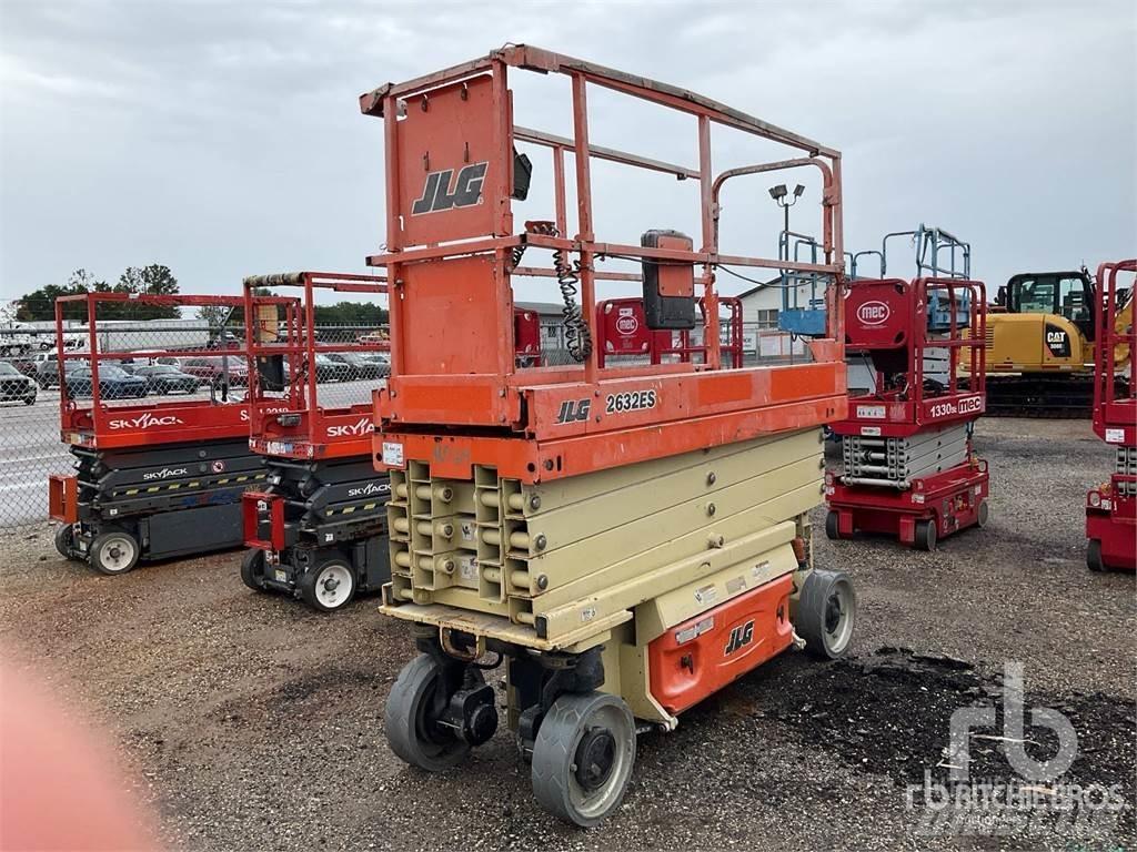 JLG 2632ES Scissor Lifts