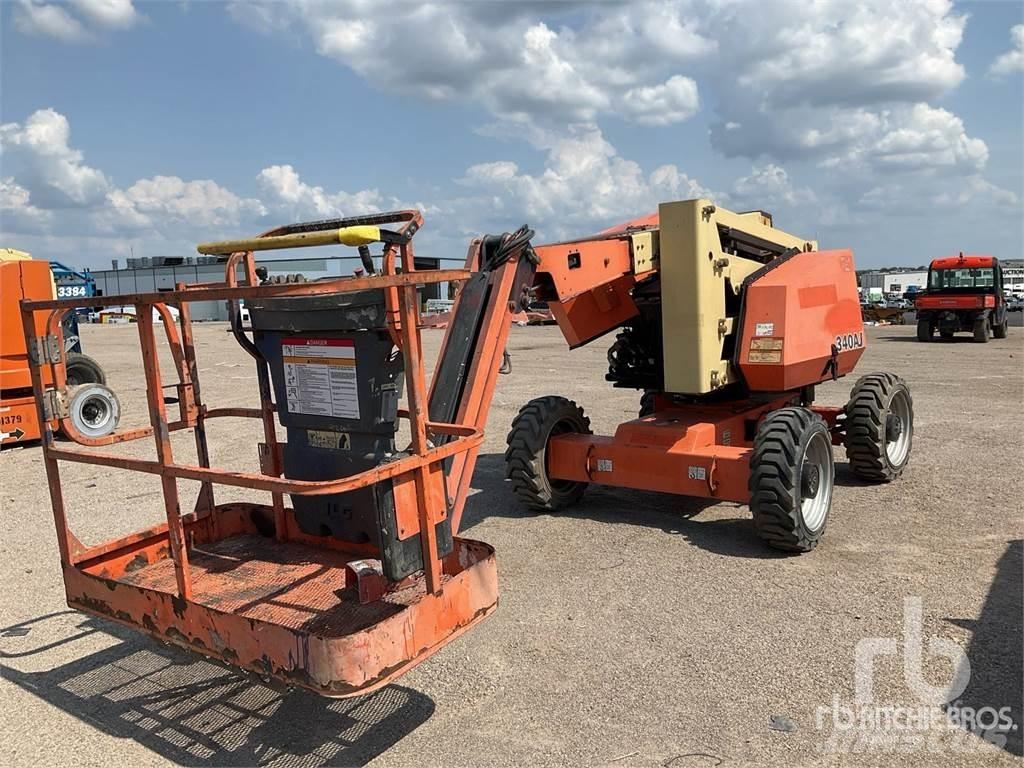 JLG 340AJ Articulated boom lifts