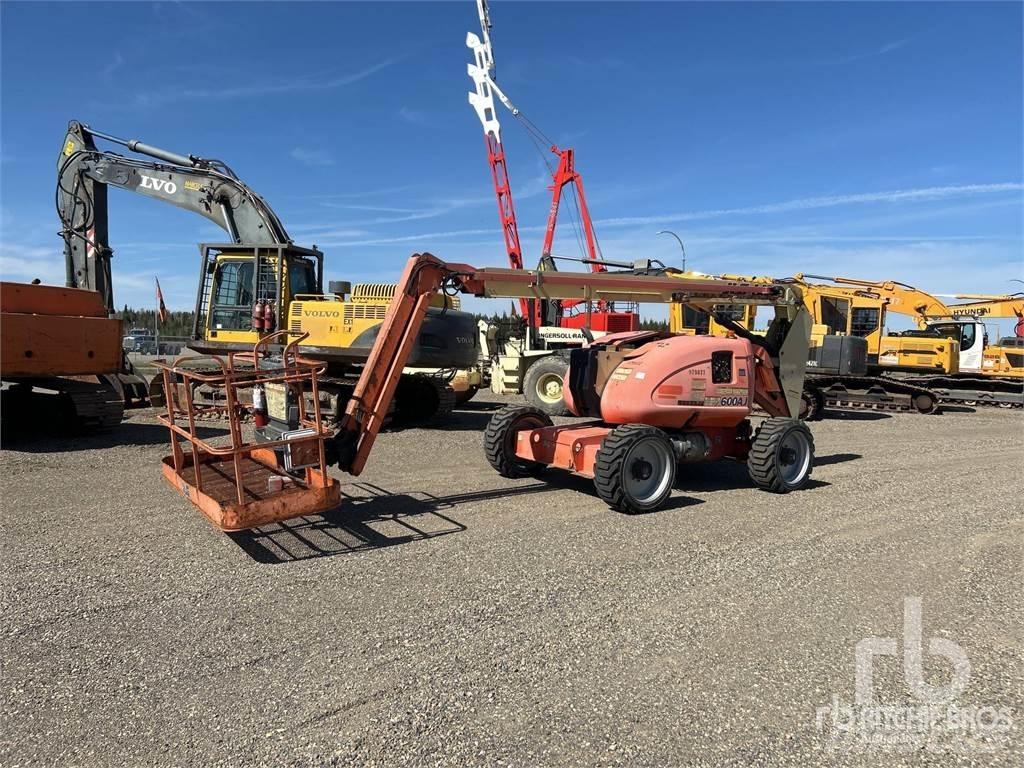 JLG 600AJ Articulated boom lifts