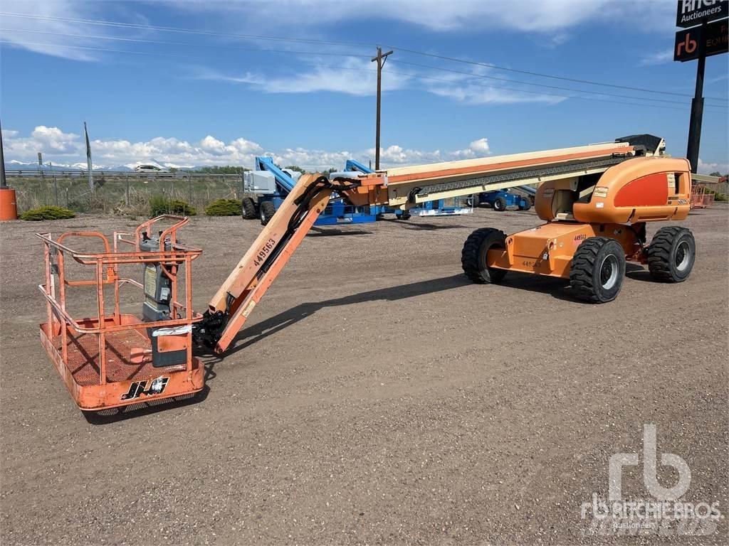 JLG 600S Articulated boom lifts