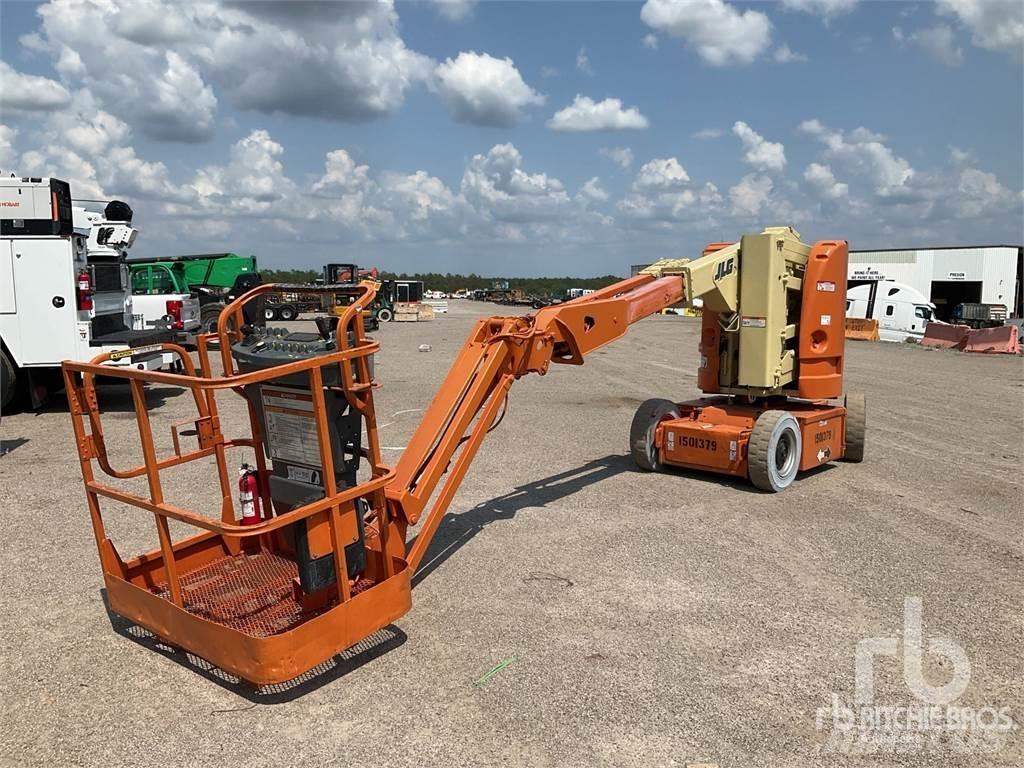 JLG E300AJP Articulated boom lifts