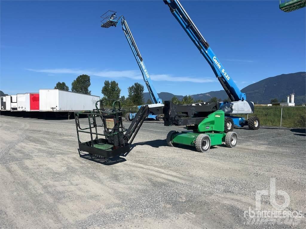 JLG E450AJ Articulated boom lifts