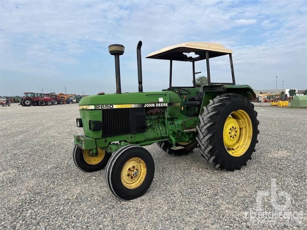 John Deere 2650 Tractors