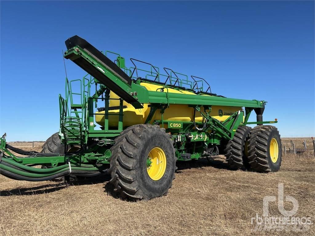 John Deere C850 Planters