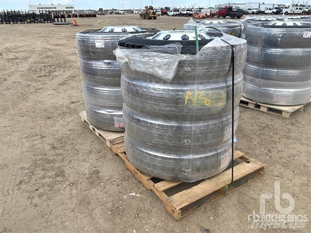 Kapsen HS208 Tires, wheels and rims