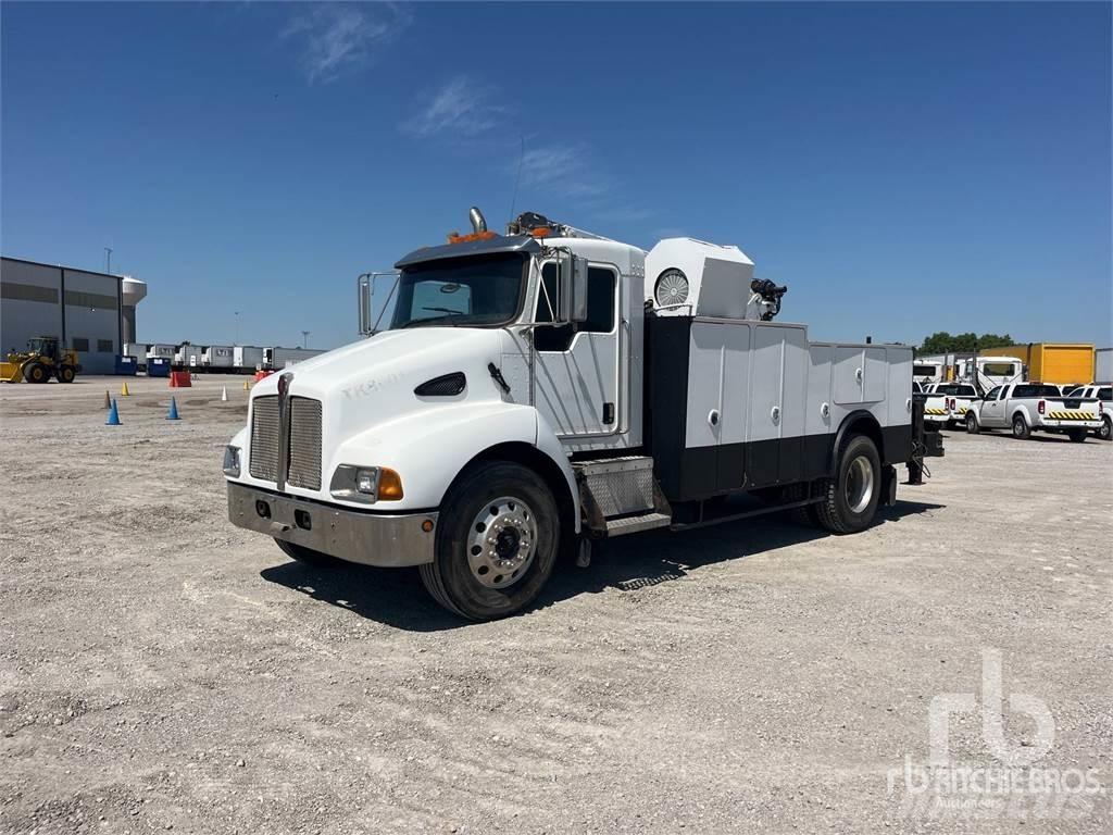 Kenworth T300 Work Trucks / Municipal