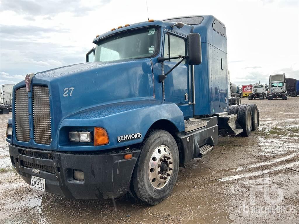 Kenworth T600 Conventional Trucks / Tractor Trucks