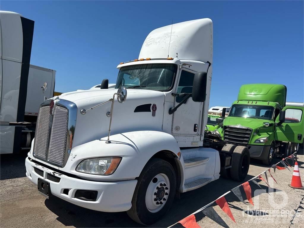 Kenworth T660 Conventional Trucks / Tractor Trucks