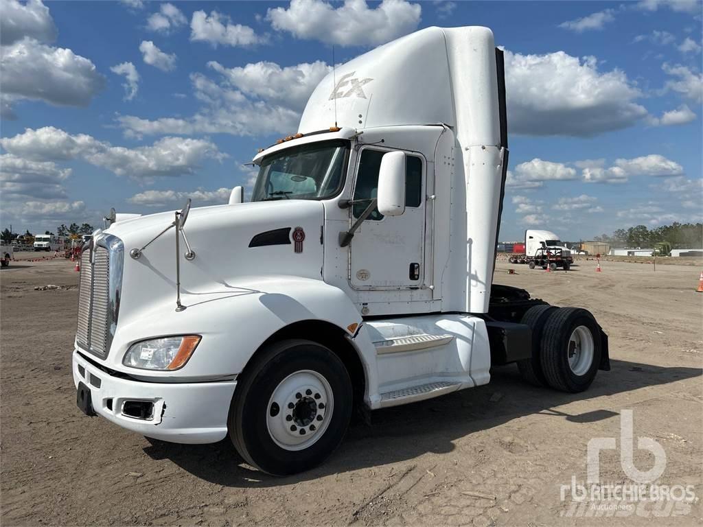 Kenworth T660 Conventional Trucks / Tractor Trucks