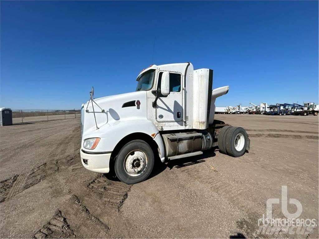 Kenworth T660 Conventional Trucks / Tractor Trucks