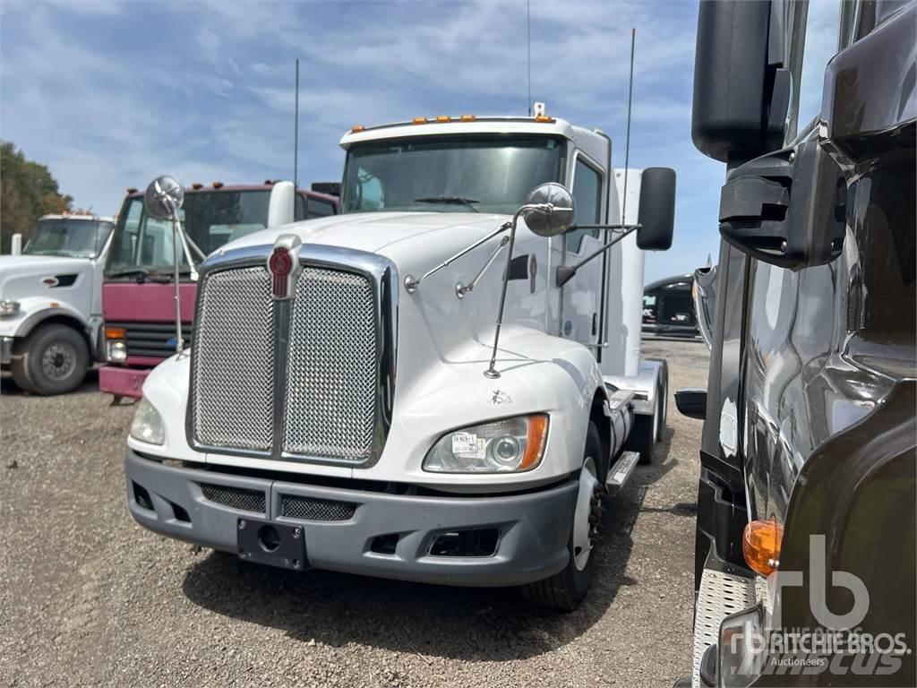 Kenworth T660 Conventional Trucks / Tractor Trucks