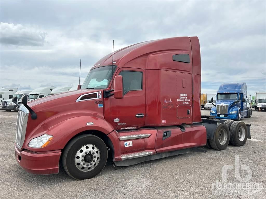 Kenworth T680 Conventional Trucks / Tractor Trucks