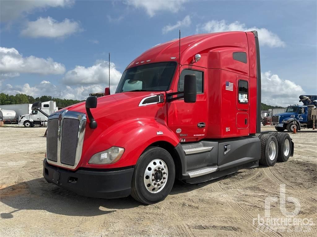 Kenworth T680 Conventional Trucks / Tractor Trucks