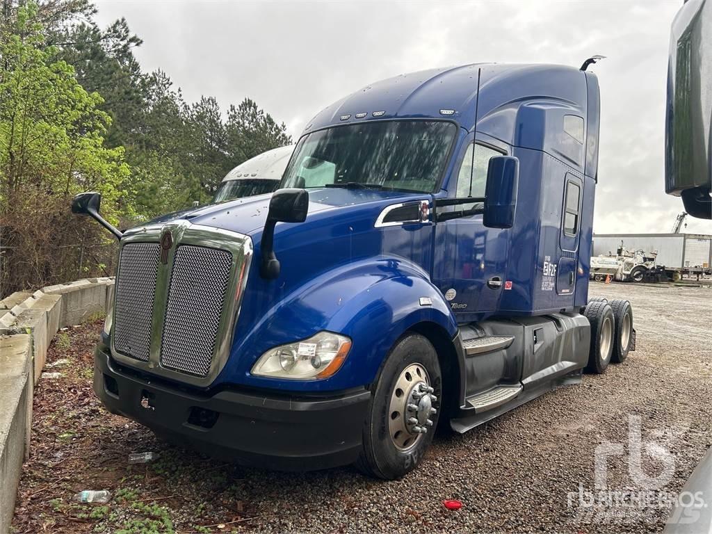 Kenworth T680 Conventional Trucks / Tractor Trucks