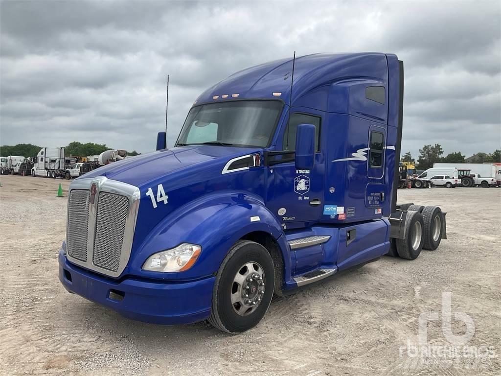 Kenworth T680 Conventional Trucks / Tractor Trucks